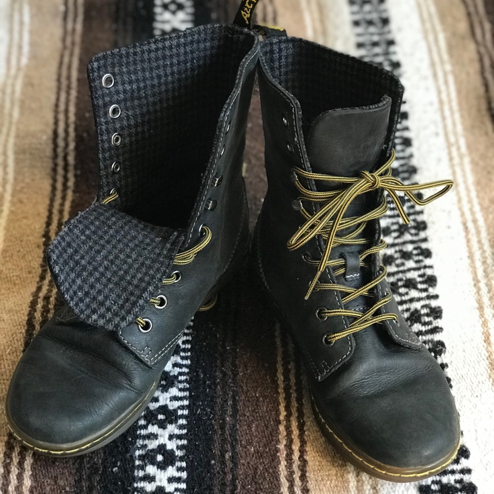 Dr. Martens Tehani size 7